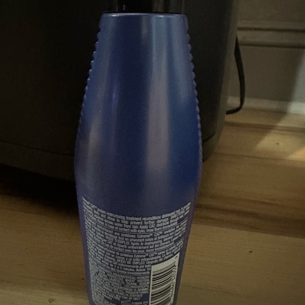 Redken Extreme Cat. Hair Treatment - Blue - Picture 2 of 2